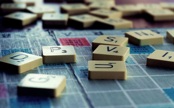  �ɶ�������Ӣ����ѵ��������Щ    