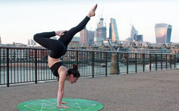 ˷�ݽ�������ʦ��ѵѧУ