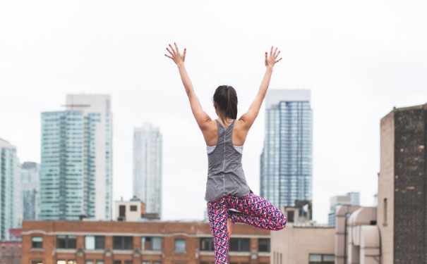 ���Ƹ۽�������ʦ��ѵѧУ