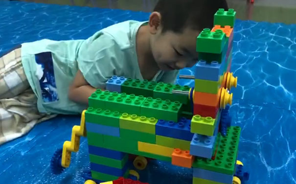 �Ϸ��������ٶ�ѧ����ļҺ�_��������