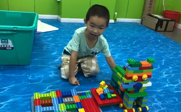  �����ϰ����ٶ�ѧ����ļҺ�_��������