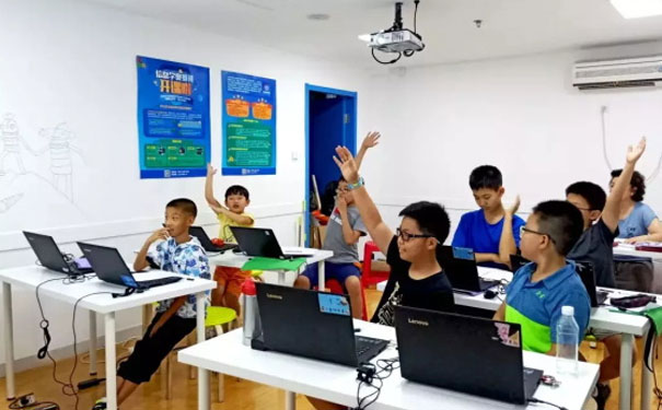 武汉高新区线上学少儿编程选哪家_学费多少钱