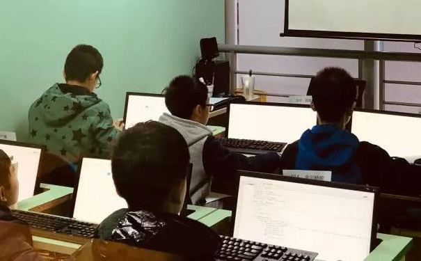 贵阳云岩区线上学少儿编程选哪家_学费多少钱