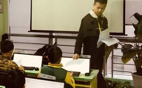 贵阳观山湖线上学少儿编程选哪家_学费多少钱