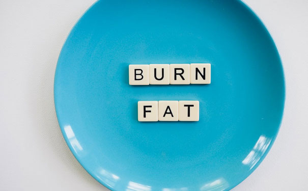 ������ɽ������Ӣ��������Ͽγ��ĸ���_����Ӣ����ѵ����