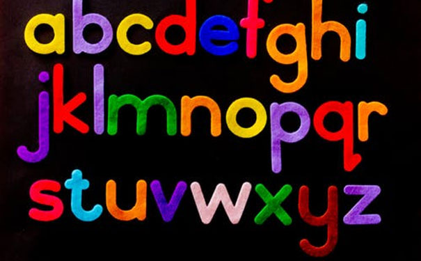 ��������������Ӣ��������Ͽγ��ĸ���_����Ӣ����ѵ����