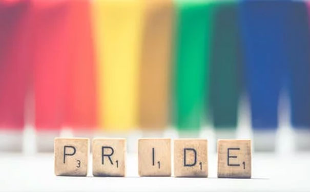 ������ƽ������Ӣ��������Ͽγ��ĸ���_����Ӣ����ѵ����