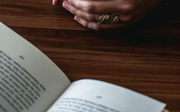  �������Ӣ��������Ͽγ��ĸ���_����Ӣ����ѵ����