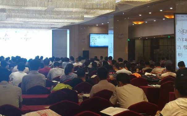 ������������ʦ��ѵ����������