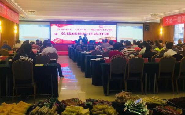 ������������ʦ�����ﱨ��ÿ�꼸��