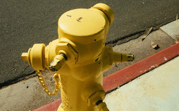 �ຣ��������ʦ�ʸ�֤�����￼