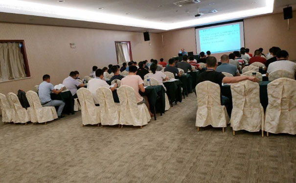 �½��ǻ���������ʦ��ѵ���ĸ���_ѧ�Ѷ���Ǯ