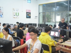 �ɶ�ѧ�������ѧ�Ѵ�Ŷ���Ǯ/