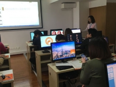 ����ѧ������Ƶ�ѧУ/