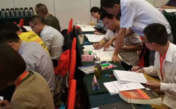 承德优路教育联系电话