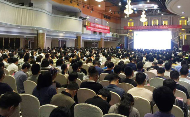 �˲���·������������ʦ������