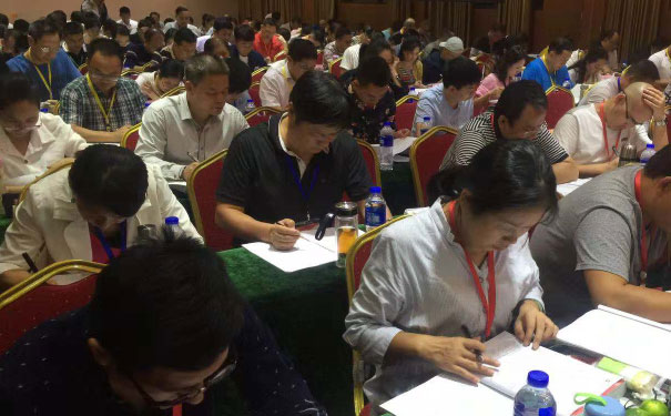 �ߺ���·�������������