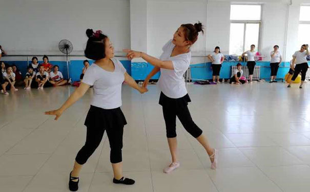 沈阳学幼师去哪个学校