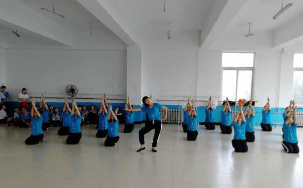 沈阳幼师中专学校排名