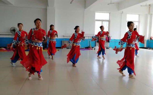 沈阳幼师学校学费多少钱