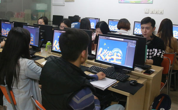 ��̨ѧ���Ҫ����Ǯ