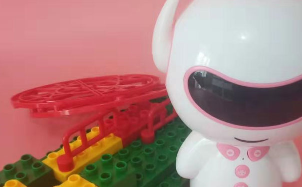 成都高新区幼儿编程课多少钱一节课