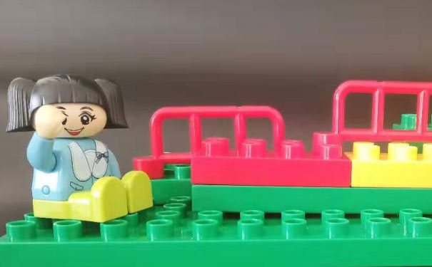 郑州中原区幼儿编程课多少钱一节课