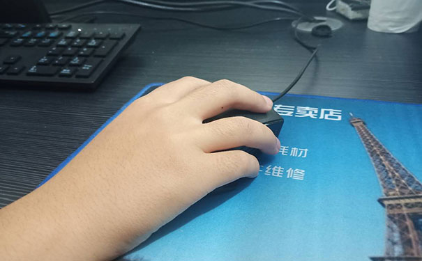 ����ƽ�������ѵ�γ�