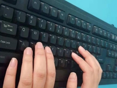 ƽ�������ѵ��ѧ���Ժ�����ϸ���/