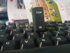 ��ɳƽ�����ʦ��ѵ�ļҺ�/