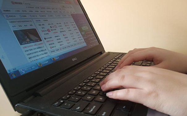 ����ǰ�����web��ѵ���ҹ�����