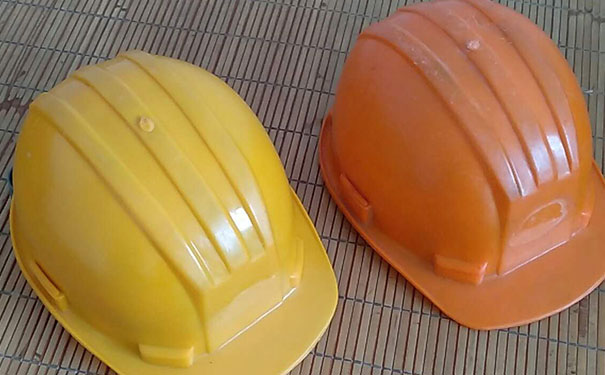 �Ͼ�������ʩ����Ա��ѵ_���׻���������������Ϳ�ʱ��