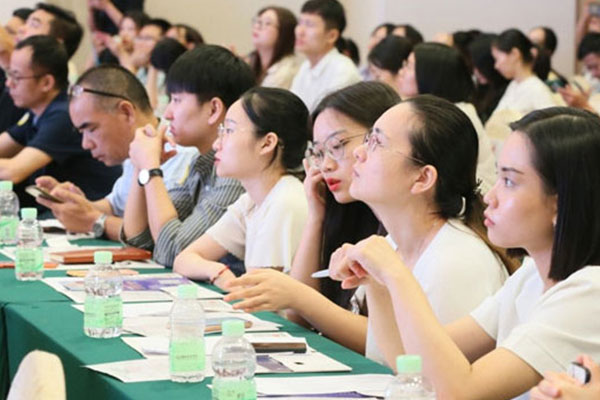贵阳花溪区会计面授培训班-价格多少钱-开班时间