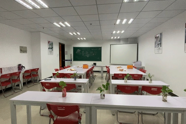 �Ϻ�����������м�ְ����ѵ-���ü۸�-���Ա�������