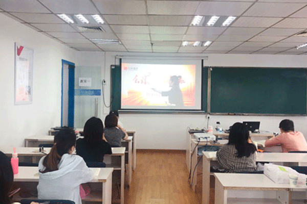 ���ڻ���м�ְ����ѵ-���ü۸�-���Ա�������