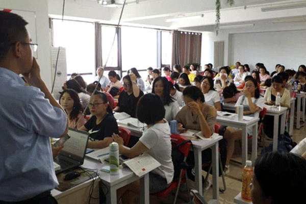 武汉会计中级职称培训-费用价格-考试报名条件