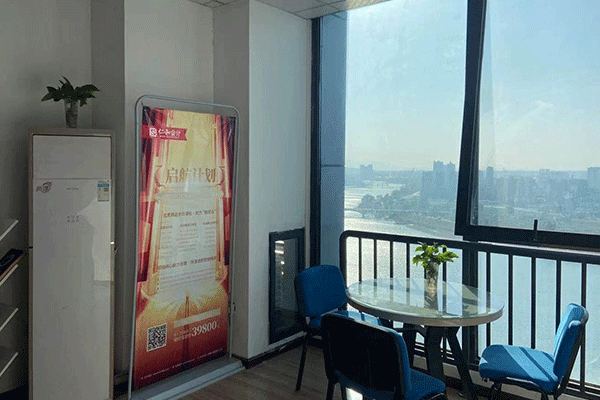 ��������м�ְ����ѵ-���ü۸�-���Ա�������