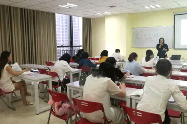 淄博会计中级职称培训-费用价格-考试报名条件