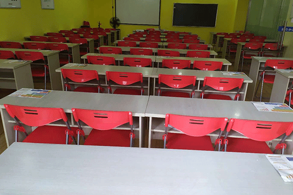 ���ݹ���������м�ְ����ѵ-���ü۸�-���Ա�������