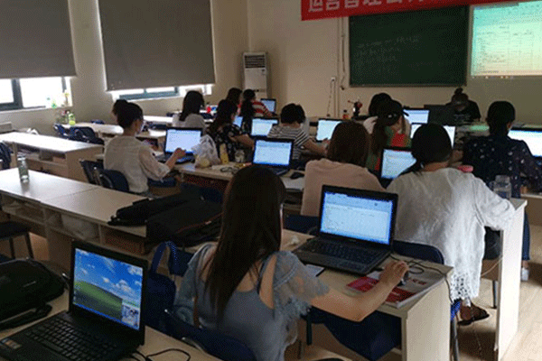武汉汉阳区会计中级职称培训-费用价格-考试报名条件