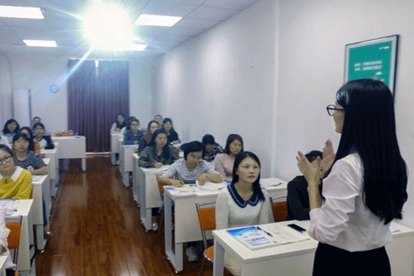 ���������������ѵ�����ļҺ�-���ö���Ǯ