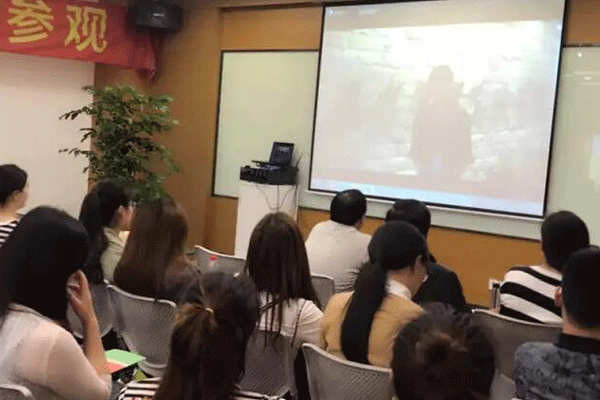 տ�������ѵ�����ļҺ�-���ö���Ǯ