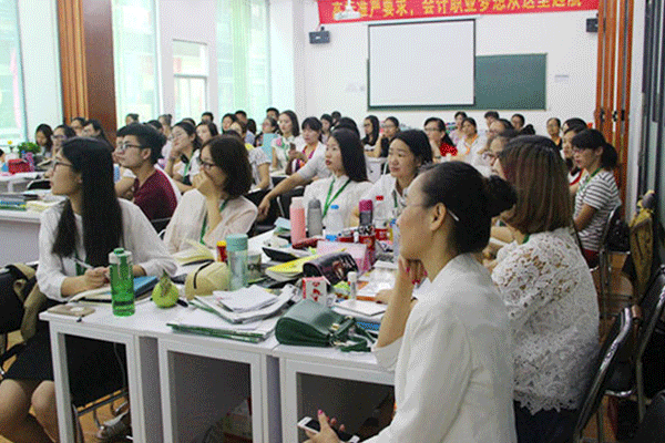 ��������ѵ�����ļҺ�-���ö���Ǯ