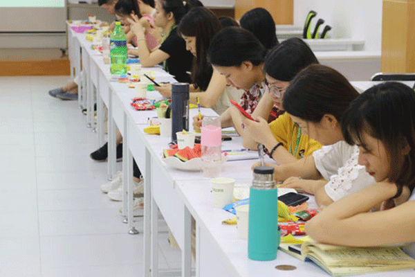 ��ݸ��ƽ������ѵ�����ļҺ�-���ö���Ǯ