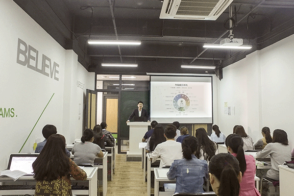 ˫�������ѵ�����ļҺ�-���ö���Ǯ