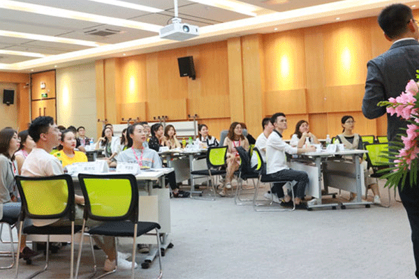 �����γ��������ѵ�����ļҺ�-���ö���Ǯ