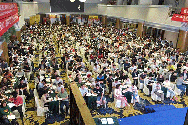 泰州法考培训机构哪个好_费用