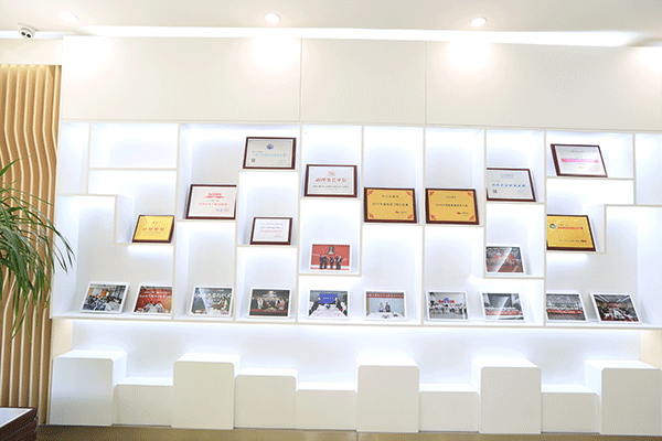 ��������������ѵ����-�����ļҺ�