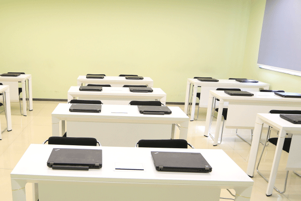 �Ϸ�����������ѵ����-�����ļҺ�