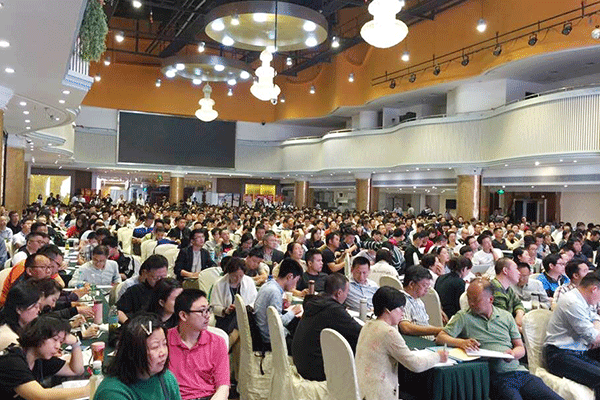 �ൺ�����п�֤��ѵѧУ������-���ö���Ǯ